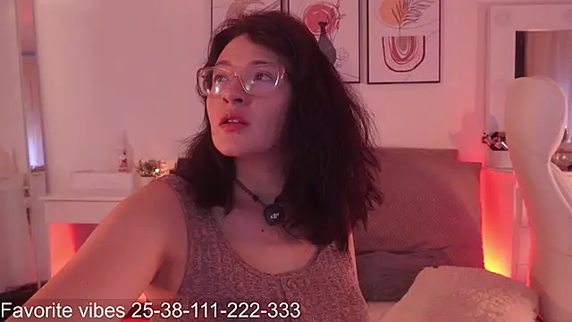 Snapshot of Anah_s chatting on July 2, 2026, 10:38 pm Anah s online show from July 2, 2026, 10:38 pm