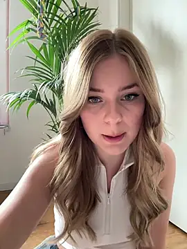 MaribelRiver online show from February 19, 2026, 1:19 pm