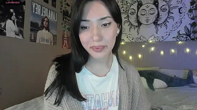 Anisawithlove online show from March 18, 2025, 5:33 pm