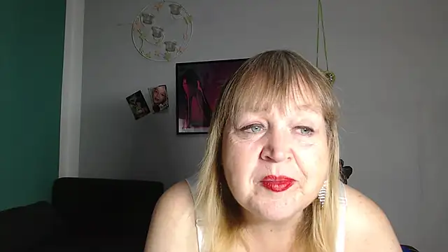 Blasflittchen online show from October 7, 2025, 8:37 am