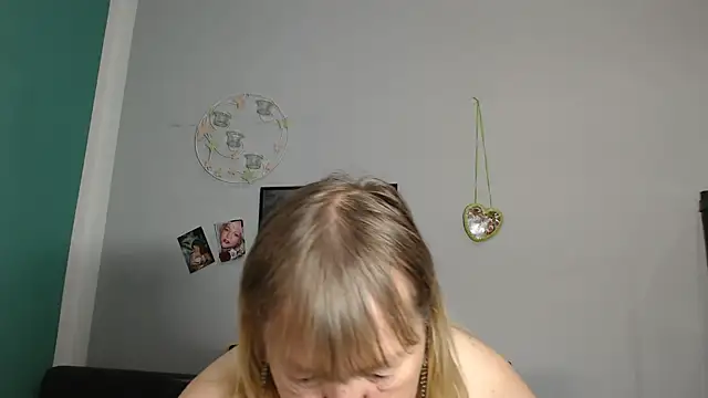 Blasflittchen online show from September 19, 2025, 10:52 am