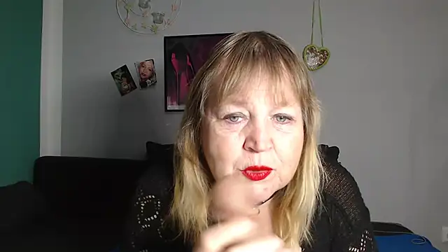 Blasflittchen online show from October 10, 2025, 2:51 pm