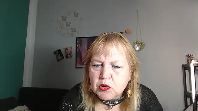 Blasflittchen online show from March 8, 2026, 3:37 pm