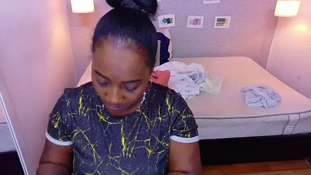 Snapshot of kiara_evanss chatting on April 30, 2026, 1:23 am kiara evanss online show from April 30, 2026, 1:23 am