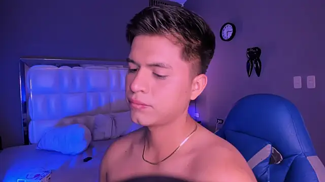 Niicky1  online show from September 10, 2025, 9:14 pm