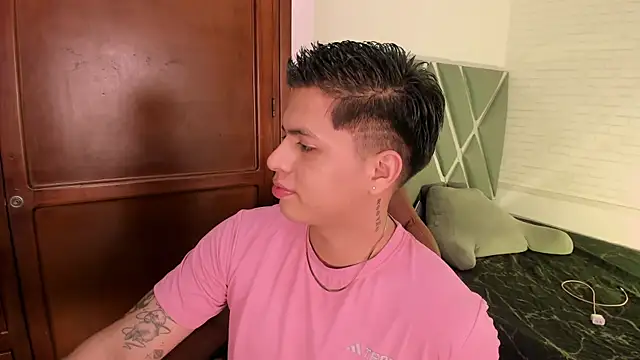 Niicky1  online show from January 9, 2026, 3:08 pm