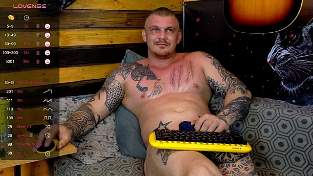MrrKray online show from May 7, 2026, 12:37 am