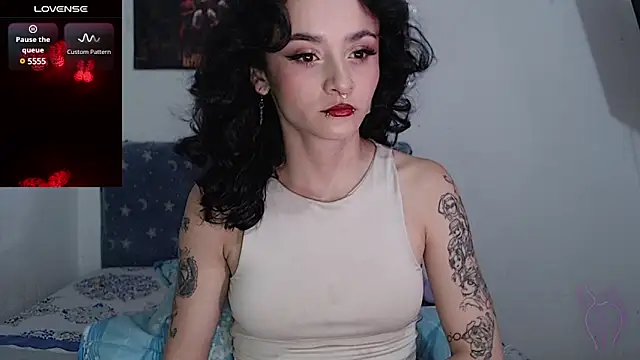 Snapshot of kitty22_ chatting on March 8, 2025, 4:17 pm kitty22 online show from March 8, 2025, 4:17 pm