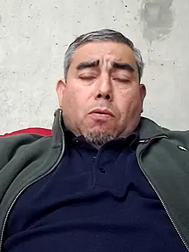 Snapshot of Manolete007x chatting on April 21, 2026, 12:12 am Manolete007x online show from April 21, 2026, 12:12 am
