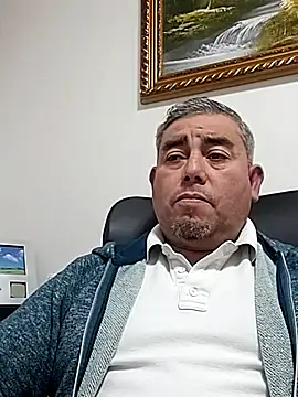 Snapshot of Manolete007x chatting on May 9, 2026, 8:12 pm Manolete007x online show from May 9, 2026, 8:12 pm