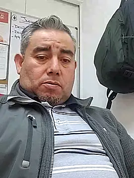 Manolete007x online show from November 19, 2025, 11:27 pm