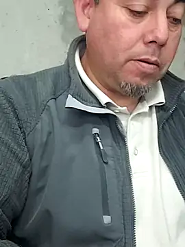 Snapshot of Manolete007x chatting on March 17, 2026, 4:43 pm Manolete007x online show from March 17, 2026, 4:43 pm
