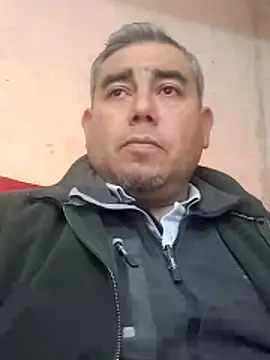 Snapshot of Manolete007x chatting on June 17, 2026, 11:14 pm Manolete007x online show from June 17, 2026, 11:14 pm