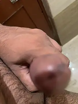 Snapshot of Vbreaker chatting on November 1, 2025, 9:36 am Vbreaker online show from November 1, 2025, 9:36 am