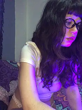 Fo0xybby online show from June 14, 2026, 3:19 am