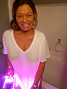 Erotic and Exotic online show from December 7, 2024, 5:54 am