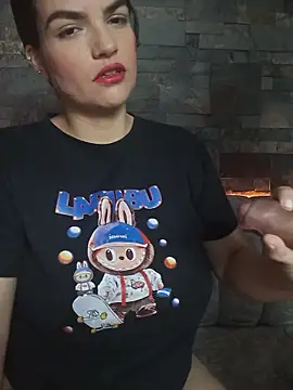 Snapshot of passionate_love22 chatting on November 29, 2025, 10:37 am passionate love22 online show from November 29, 2025, 10:37 am