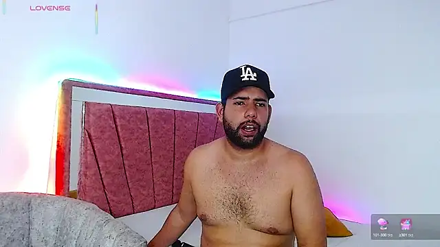 Snapshot of passionate_love22 chatting on November 15, 2025, 3:32 am passionate love22 online show from November 15, 2025, 3:32 am