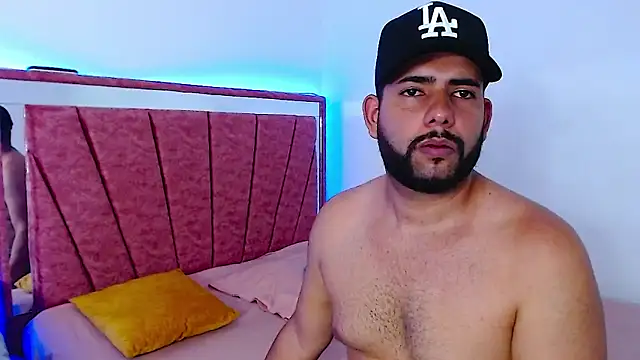 Snapshot of passionate_love22 chatting on October 31, 2025, 8:49 pm passionate love22 online show from October 31, 2025, 8:49 pm