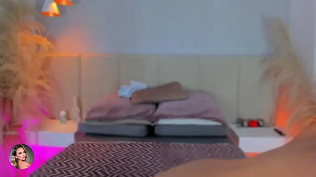 sofia pamela online show from February 17, 2026, 7:22 pm