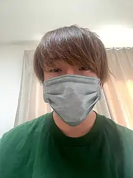 issy19 online show from October 13, 2025, 1:51 am