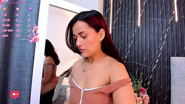 Snapshot of katrina_kaif_x chatting on September 13, 2025, 5:57 pm katrina kaif x online show from September 13, 2025, 5:57 pm