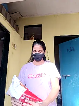 Snapshot of indianliza chatting on February 12, 2025, 4:23 am indianliza online show from February 12, 2025, 4:23 am