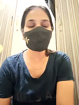 Snapshot of indianliza chatting on March 21, 2025, 7:35 pm indianliza online show from March 21, 2025, 7:35 pm