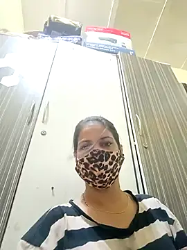 Snapshot of indianliza chatting on February 27, 2025, 5:18 am indianliza online show from February 27, 2025, 5:18 am