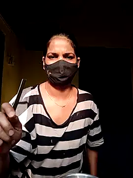 Snapshot of indianliza chatting on March 23, 2025, 2:59 am indianliza online show from March 23, 2025, 2:59 am