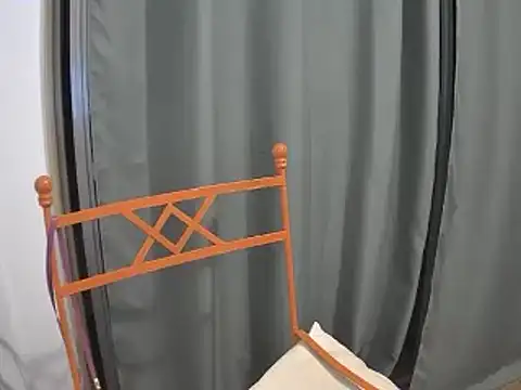 Snapshot of stupid_babybird chatting on January 15, 2025, 4:15 am stupid babybird online show from January 15, 2025, 4:15 am