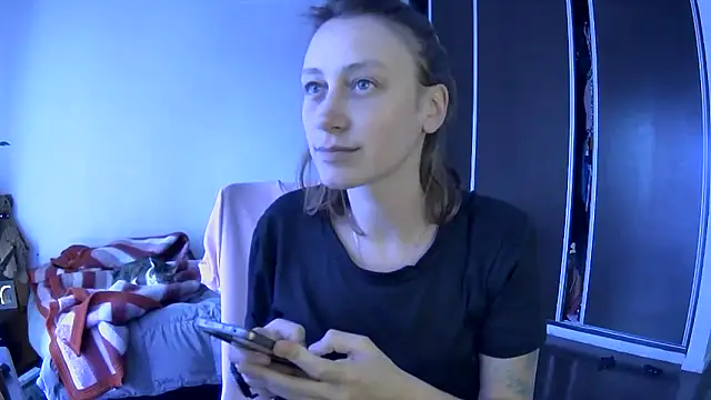 Snapshot of stupid_babybird chatting on November 8, 2025, 7:06 pm stupid babybird online show from November 8, 2025, 7:06 pm