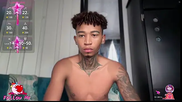 sexy blacks  online show from November 18, 2025, 11:35 am