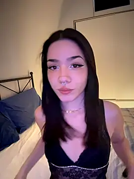 Snapshot of ShannonShanny chatting on September 15, 2025, 3:45 pm ShannonShanny online show from September 15, 2025, 3:45 pm