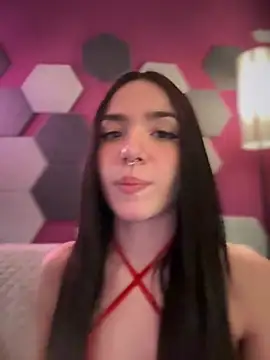 Snapshot of ShannonShanny chatting on March 21, 2025, 7:13 pm ShannonShanny online show from March 21, 2025, 7:13 pm