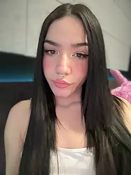 Snapshot of ShannonShanny chatting on March 8, 2025, 5:22 pm ShannonShanny online show from March 8, 2025, 5:22 pm