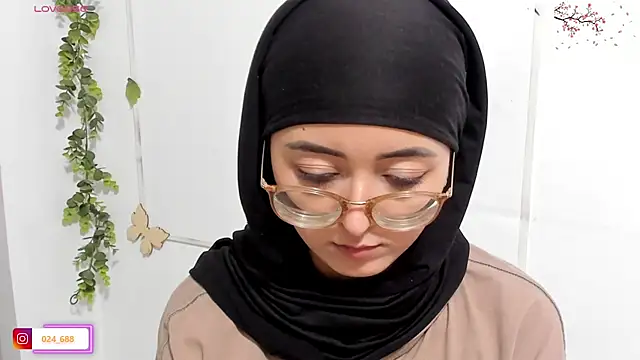 aysel elid online show from March 8, 2026, 2:04 am