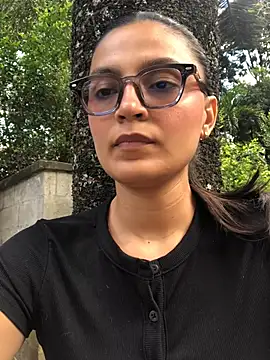 Snapshot of Gia_Mazzon chatting on June 16, 2026, 4:40 pm Gia Mazzon online show from June 16, 2026, 4:40 pm