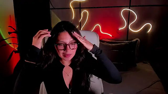 Gia Mazzon online show from February 20, 2026, 4:20 pm