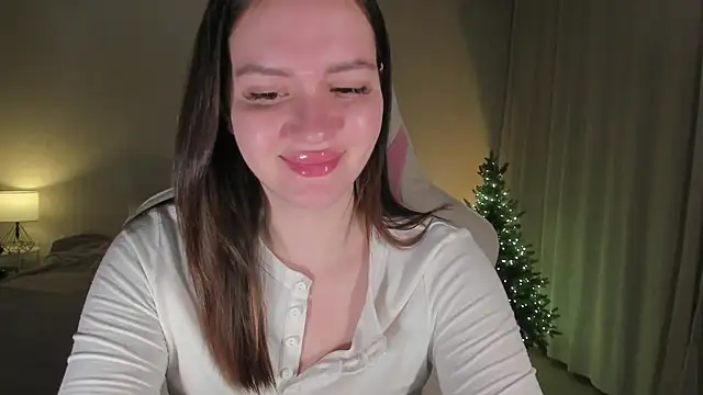 Snapshot of Sonia_moon_ chatting on January 7, 2025, 1:28 am Sonia moon online show from January 7, 2025, 1:28 am