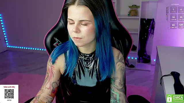 Snapshot of Latex_Kitty chatting on November 14, 2025, 1:48 pm Latex Kitty online show from November 14, 2025, 1:48 pm