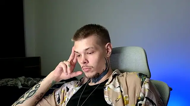 DENIS HERE online show from June 10, 2026, 7:04 pm