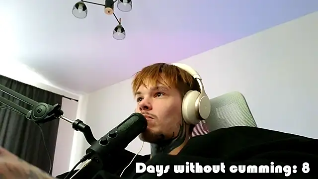 DENIS HERE online show from April 13, 2026, 11:25 am