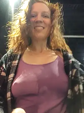 Exhibitionsplit online show from February 4, 2026, 10:38 pm