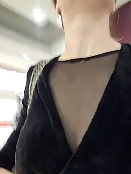 Exhibitionsplit online show from January 15, 2026, 11:02 am