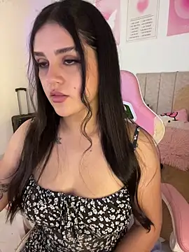 Snapshot of violet-333 chatting on April 21, 2026, 3:51 pm violet-333 online show from April 21, 2026, 3:51 pm
