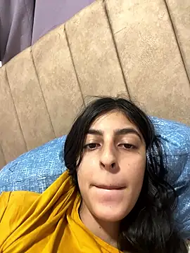 Snapshot of cristel_17 chatting on January 11, 2026, 8:38 pm cristel 17 online show from January 11, 2026, 8:38 pm