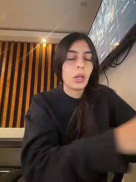 cristel 17 online show from April 1, 2026, 6:26 am