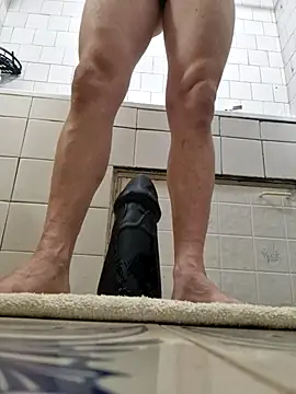 Snapshot of WhoreAnalsssxxx chatting on February 18, 2025, 9:31 pm WhoreAnalsssxxx online show from February 18, 2025, 9:31 pm