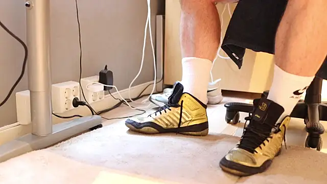 Snapshot of SneakerMaster_ chatting on July 30, 2026, 11:31 am SneakerMaster online show from July 30, 2026, 11:31 am